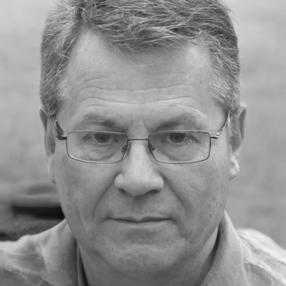 Retrato de Evaristo Mendizábal, consultor en educación financiera